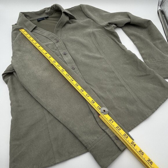 Sonoma Life + Style Womens Sz M Muted Green Faux Suede Button Down Shirt - Picture 4 of 9